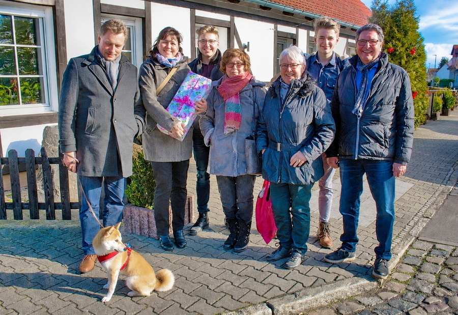 Fiene im Kreis der Familie